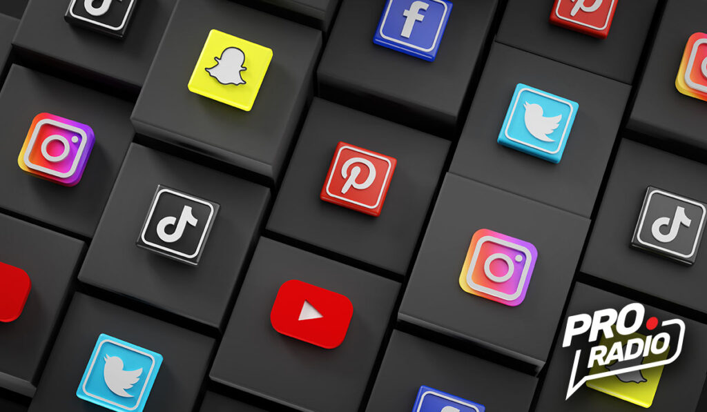 How to promote a radio station using social medias 7629